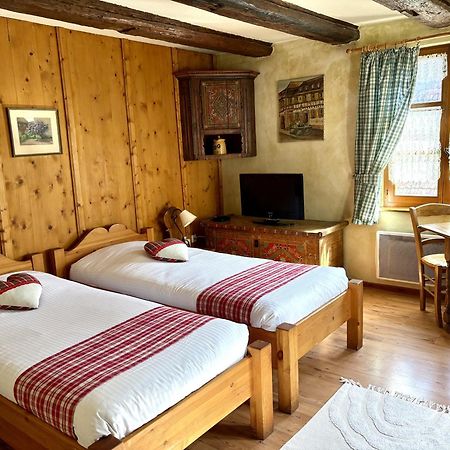 Le Gambrinus Chambres D'Hotes Et Restaurant ベーブレンハイム エクステリア 写真
